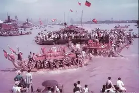 1948年，两名美国游客来到中国，悄悄拍到15张赛龙舟照片图片