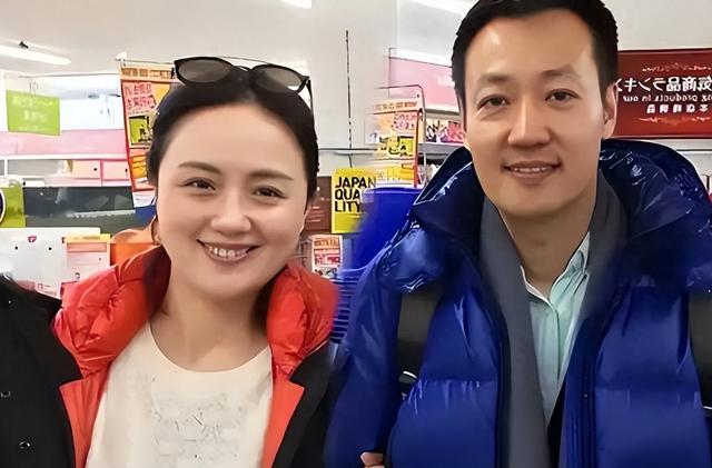 离春节不到2月，52岁辛柏青高调传出喜讯	，朱媛媛终于可以放心了