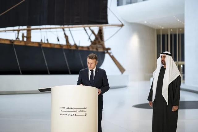 要建欧洲有史以来最大航母,马克龙这一举动不寻常 | 京酿馆