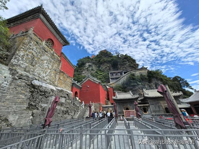 【中国经济时报】问道武当山