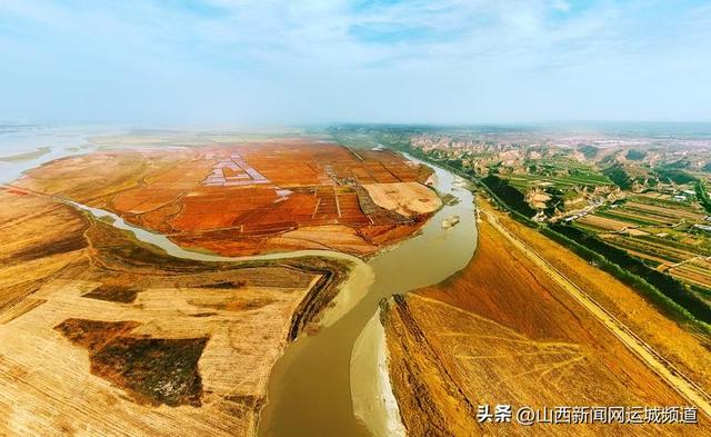 万荣县：汾河岸畔景色美