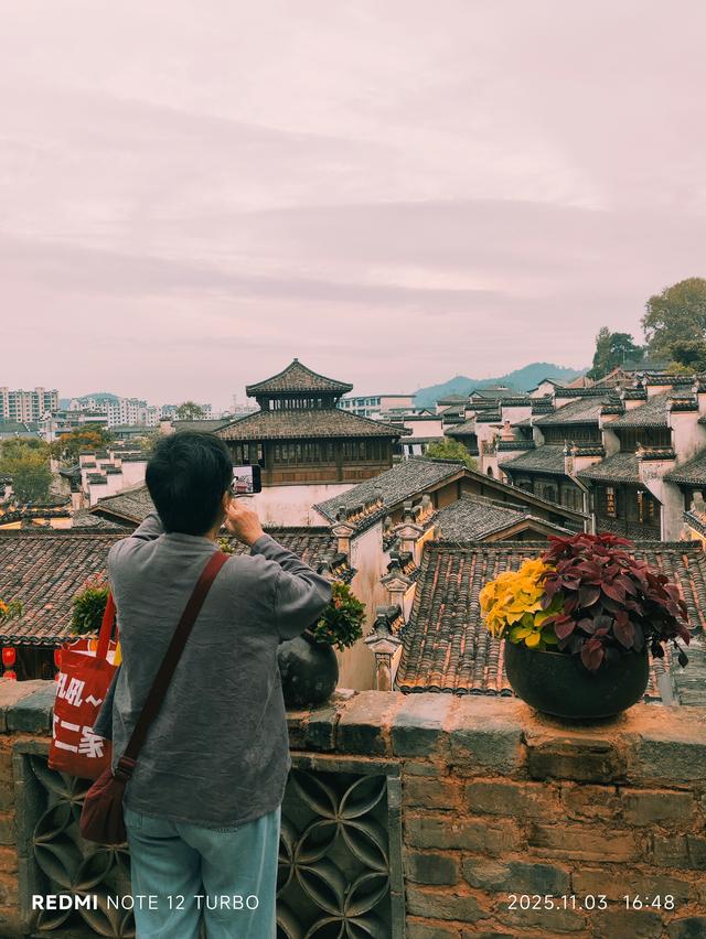 江西五日自由行：“不撞南墙不回头” 《二十二》