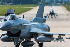 PL-15一战封神，无线电公开，印军绝望呼喊，台退将：成飞赚麻了图片