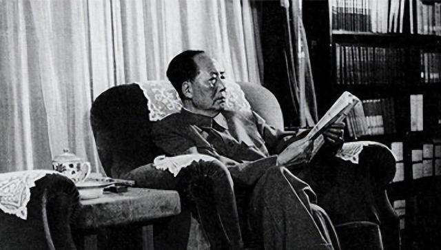 70多年前的大雪天，毛主席为什么决定把河南省会由开封迁至郑州？