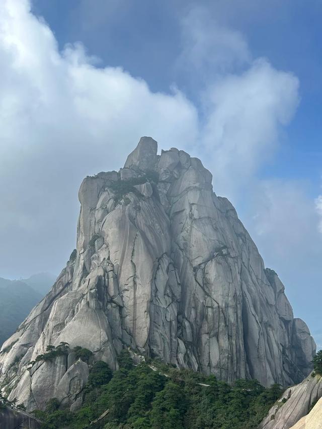 安徽又一山走红，被称为“江淮第一山”，夏季平均气温21℃