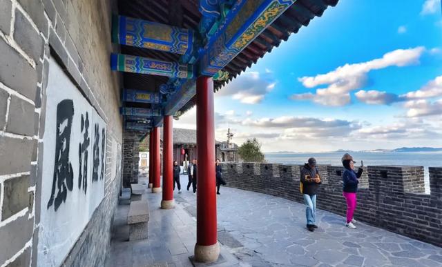 诸君，重阳来此登高赏景可好