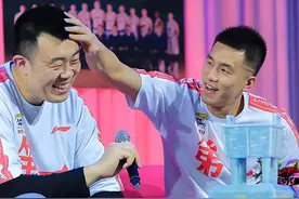 笑喷!郭艾伦:韩德君豪宅太远我不爱去 关系一般再不去他家烤串了图片