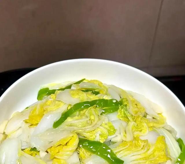 降压别光吃药，这菜才是“菜王”！抗癌又实惠，比肉还下饭