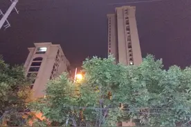 别人撞倒我的车，我选择了息事宁人图片