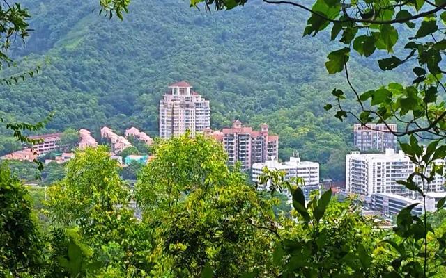 深圳最佳山顶观光平台之一，笔架山顶观光台，罗湖风光太壮观了