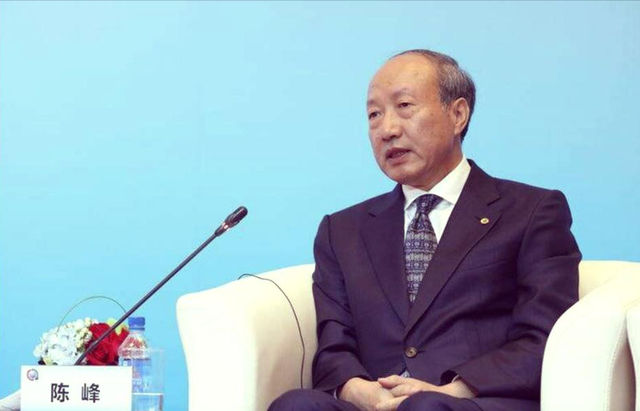 比恒大还惨！中国第二大民企轰然倒塌，负债7500亿，创始人被带走