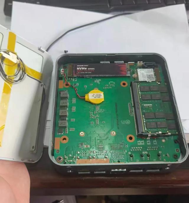 锐龙R9小主机才几百块！内置6个USB口，还带2.5G网口