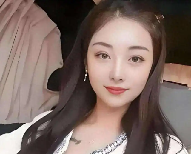 “买英国精子生三胞胎”的山东女人，7年后现状曝光：她后悔没？