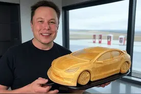 马斯克再抛史诗级蓝图：2026年Robotaxi颠覆出行 市值剑指全球第一图片