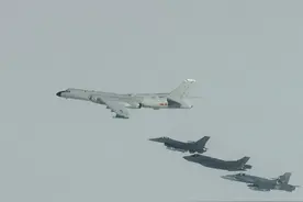 抗议一万次，不如轰炸机翅膀扇动一次！美如此看轰-6首飞阿拉斯加图片