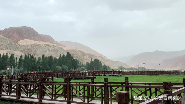 在喀什，留了一天去帕米尔。