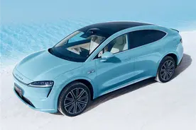 一升92号汽油发3.7度电 智界R7增程版上市：首发多项华为新技术图片