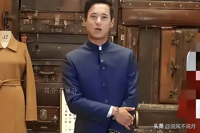 蒋介石曾孙告别台湾，宣告扎根大陆认祖归宗，还参观了南京总统府