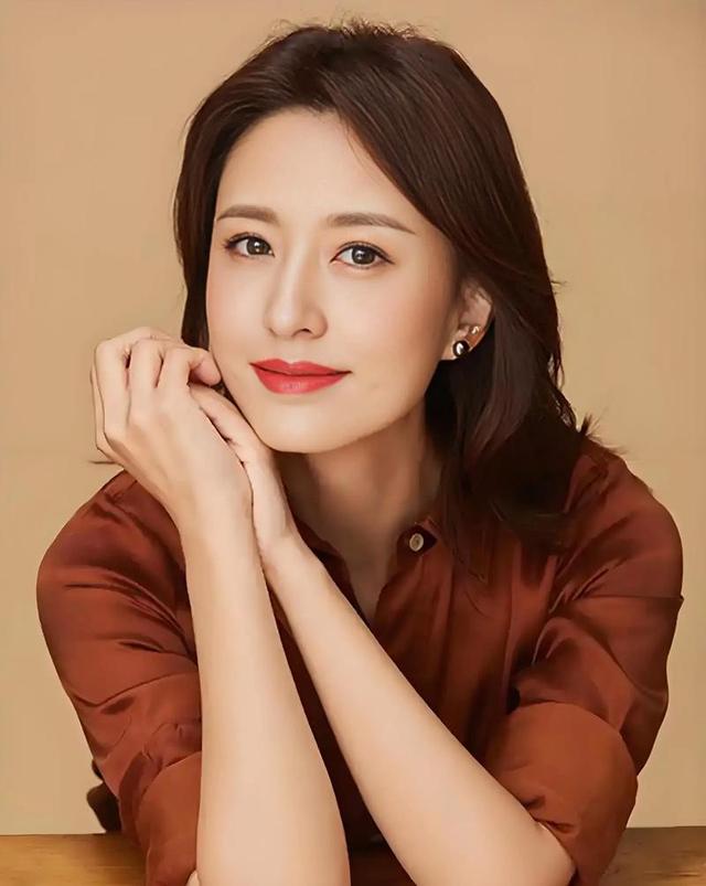 包养四个男人，嫁给70岁富翁？央视女主持私生活谣言有多离谱？