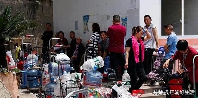 "其龙"还是"麒龙"？这个让重庆人吵翻天的站名，背后竟藏着…