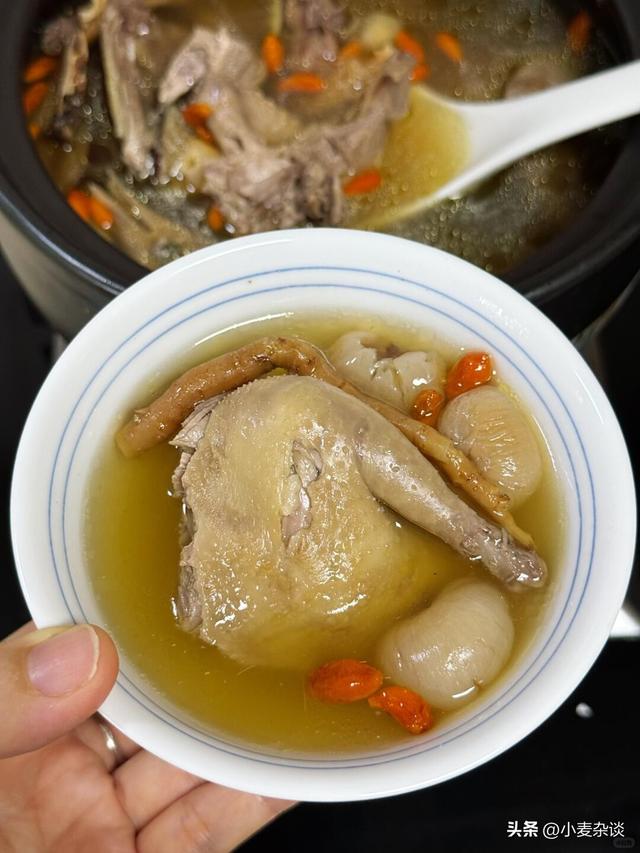男性过了50岁后，多食这4样，每周两次，补肝益肾，回到20岁