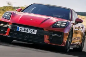 2025第三代帕拉梅拉换装亮相，颜值飙升、动力升级、是你喜欢的吗图片