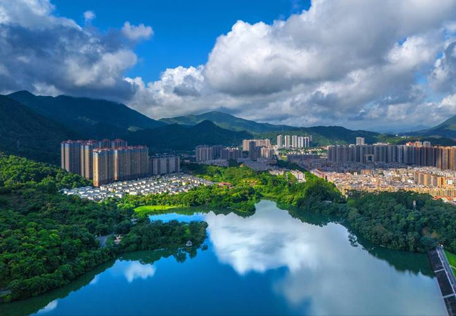 86 岁前意总理谈中欧美，中国变化触动，劝欧洲改规则，美国非主导