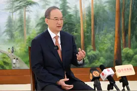 香港大公报专访省委书记黄强：吉林的“魔法”与香港的机遇图片