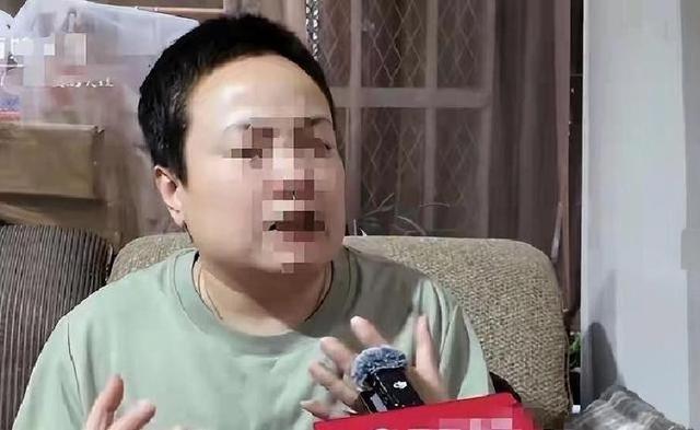 因一条狗	，九人深夜踹门围殴，户主反杀后，结局让人后背一凉