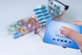 社保断缴后，医保真的会“停摆”吗？一文说透停缴后的三大真相！图片