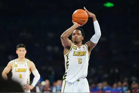 G3狂轰44分手刃旧主，布朗到底什么来头，北京队为何没留下他？图片