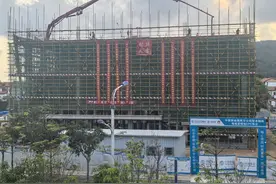 中国移动海南陵水国际海缆登陆站项目提前封顶图片