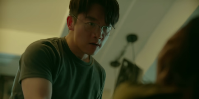 震撼！《重影》12集大结局：秦虹被捕，马伟成被判20年，张妍自尽