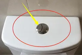 为啥马桶有一大一小两个按钮？我也今天才清楚，切记之后别瞎按了图片