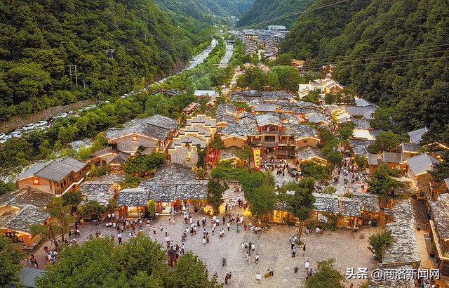 柞水：在孝义厅，与孟贯同闻溪声