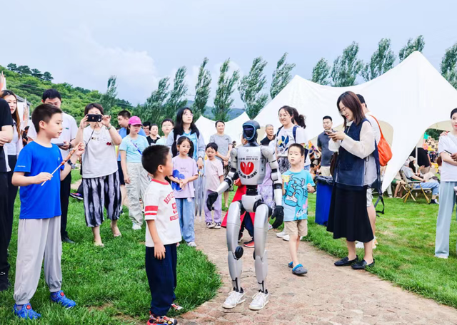 怀柔文旅融合发展推介大会抢先看丨凯乐石100跑山赛、FLL乐高亚锦赛、铁人三项世界杯……四季活动狂欢不停！