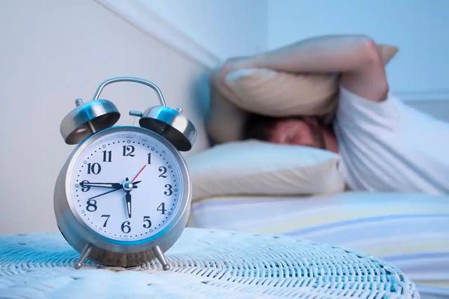 医生发现：天冷坚持戴帽子的人，过不了几个月，身体会有5大变化