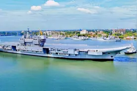 054AP挑大梁！印度航母出海对巴基斯坦施压，歼-10即将大战阵风?图片