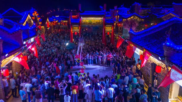 国庆“红装”迎客“大别山国潮文化旅游节”60余场表演嗨翻假期