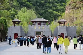 河北涞水：野三坡景区“五一”假期接待游客30.86万人次创历史新高图片