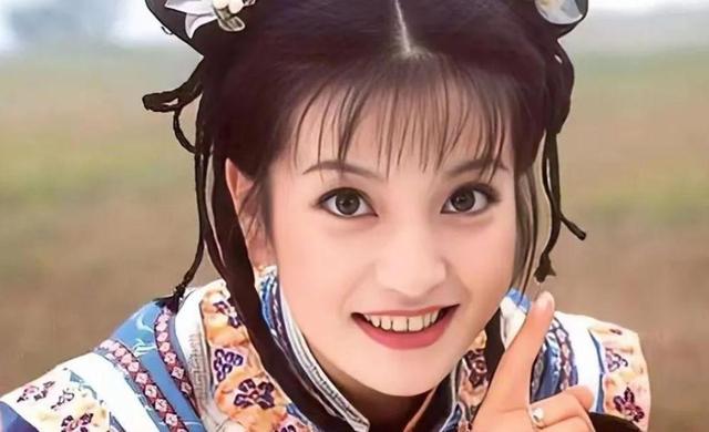 事业没了	，婚也离了，被封杀5年后赵薇不再隐忍，首次回应传闻