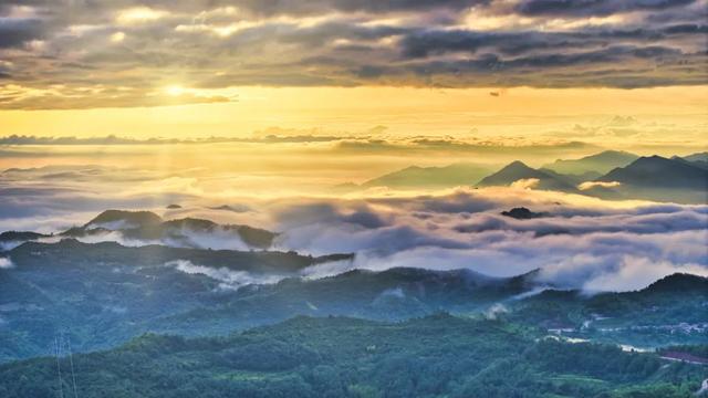 云起两当，邂逅梦幻之海
