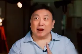 “整容、吃软饭”62岁星爷的遮羞布，在这一天被王晶撕的干干净净图片