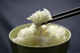 什么是隔夜饭，隔夜饭到底能不能吃？图片