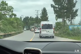 高考试卷已从北京发往全国，路人欲插队超车遭拦截：核弹级保密图片