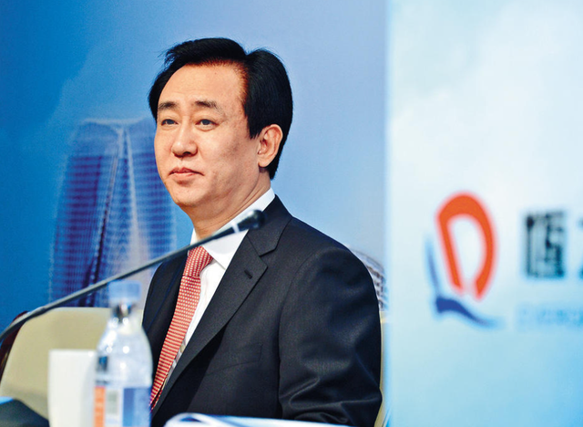 开始清算？逃到英国两年，许家印前妻再迎2大噩耗	，儿子也遭牵连