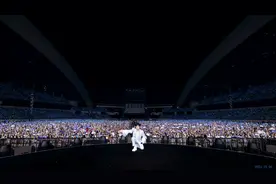 山城花开——记周深重庆演唱会图片