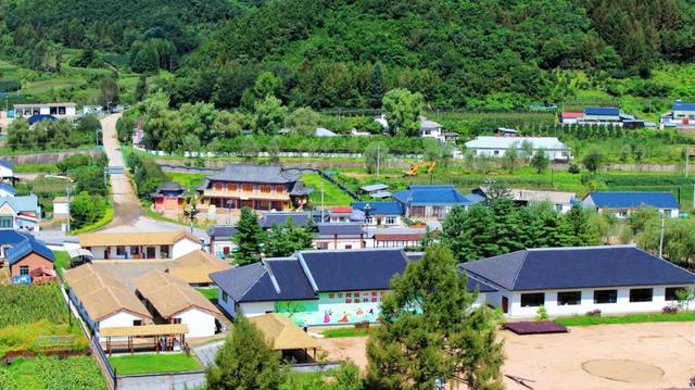 跟着高铁游集安｜您的“山水漫游”号专列已进站