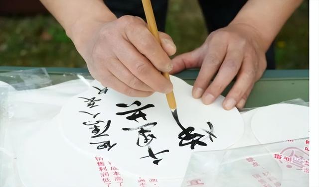 在森林里开派对！本周末鹿冲关森林公园邀你“躺平”绿荫中