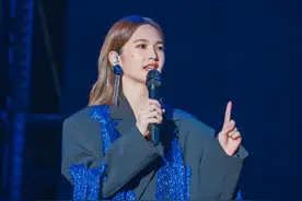 这一次，背后有再大的靠山也救不了她的“无脑发言”图片